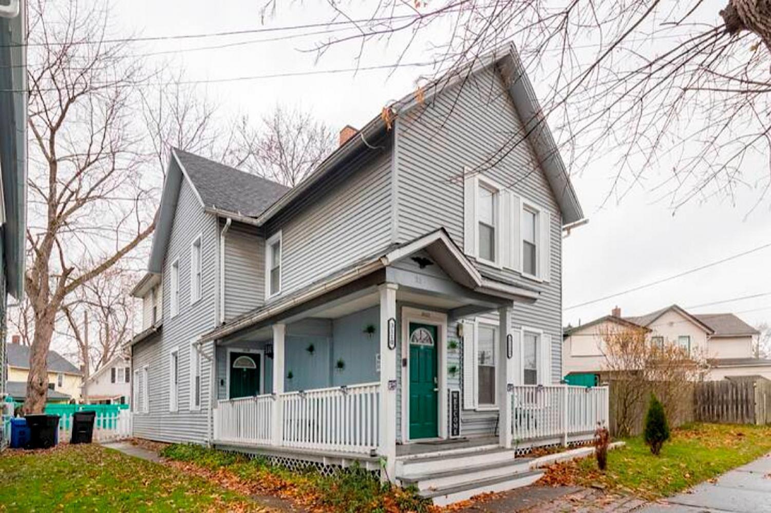 The Tremont Emerald - By Christmas Story House - Historic Charm & Modern Comfort Near Downtown With Parking, 300Mb Wifi & Self Check-In Кливленд Экстерьер фото